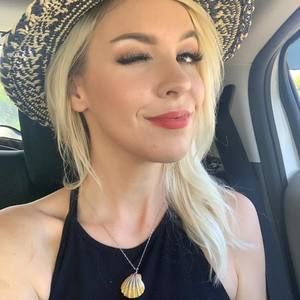 Meet your Posher, Rose